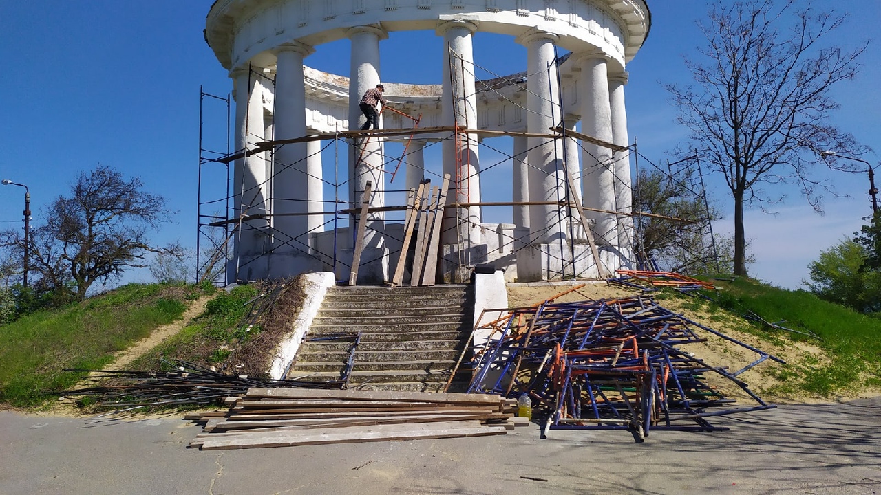 Начались работы по реконструкции Приморского парка